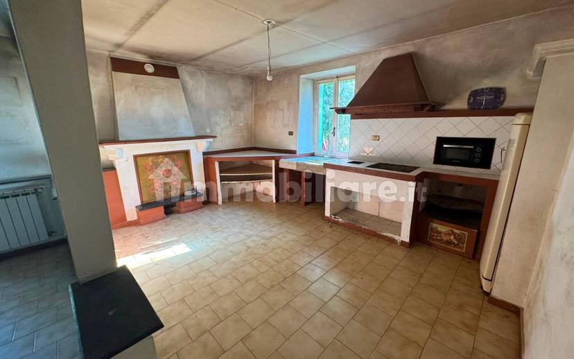 Casale via Vaggia, Centro, Santo Stefano di Magra — foto 4 di 23
