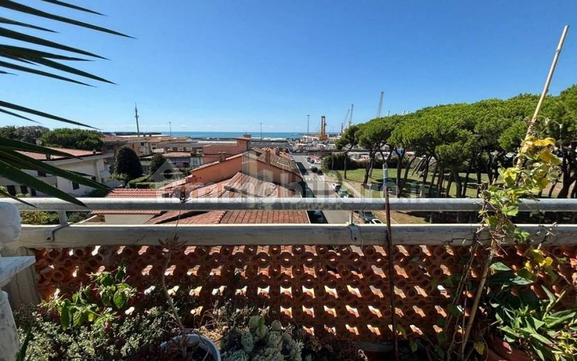 Attico via Benedetto Cairoli, Marina di Carrara, Carrara — foto 22 di 57