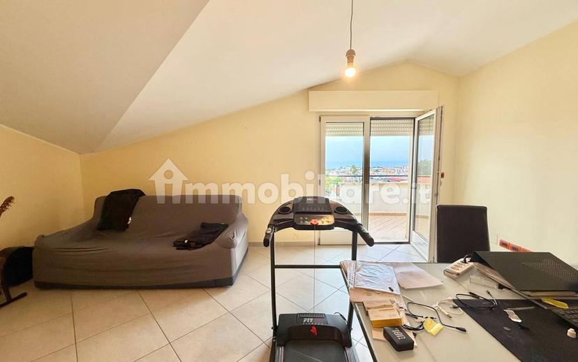 Appartamento via Niccolò Tommaseo, Montesilvano Colle, Montesilvano — foto 30 di 39