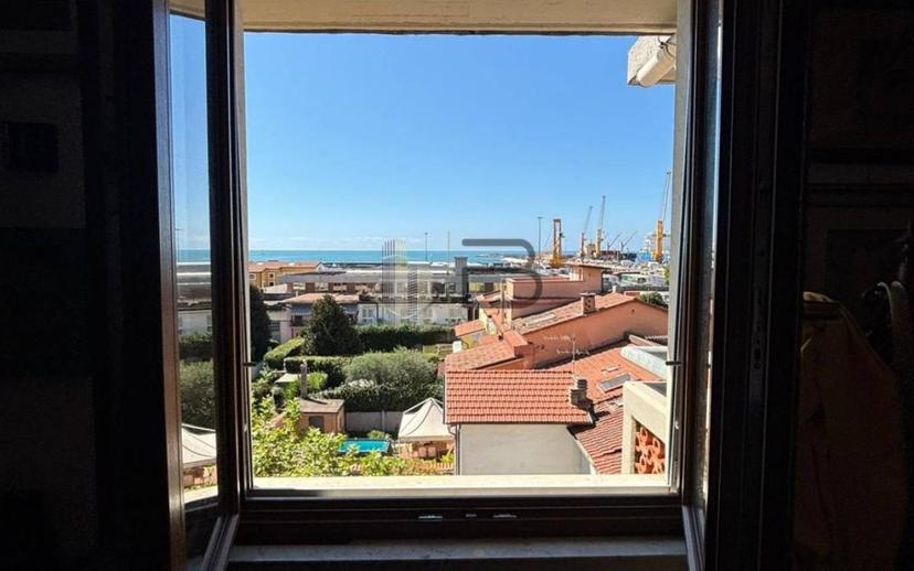 Attico via Benedetto Cairoli, Marina di Carrara, Carrara — foto 21 di 57