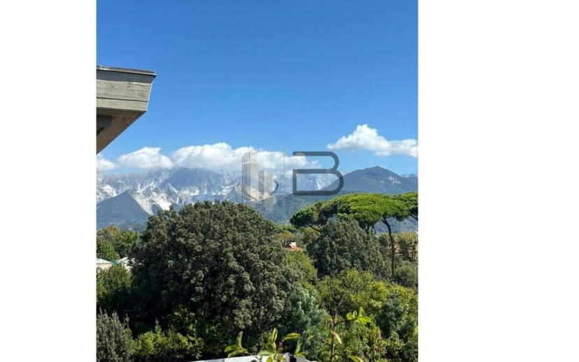 Attico via Benedetto Cairoli, Marina di Carrara, Carrara — foto 43 di 57
