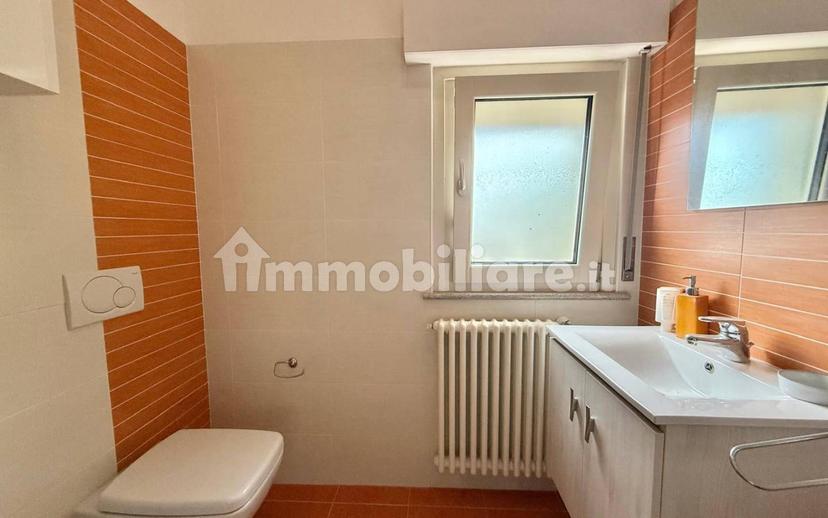 Appartamento via Niccolò Tommaseo, Montesilvano Colle, Montesilvano — foto 2 di 39