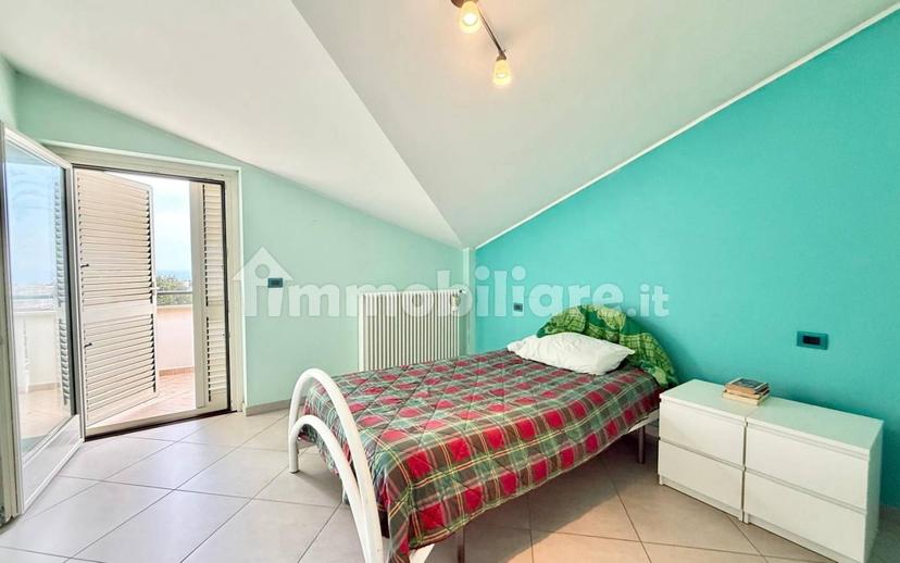 Appartamento via Niccolò Tommaseo, Montesilvano Colle, Montesilvano — foto 29 di 39