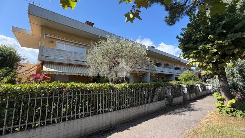 Trilocale via Comano 58, Marina di Carrara, Carrara — foto 14 di 39