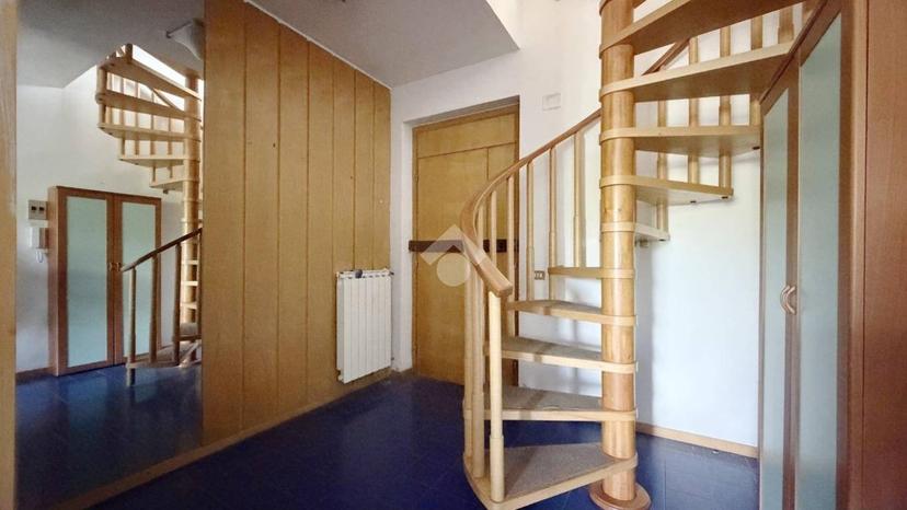 Trilocale via Comano 58, Marina di Carrara, Carrara — foto 2 di 39