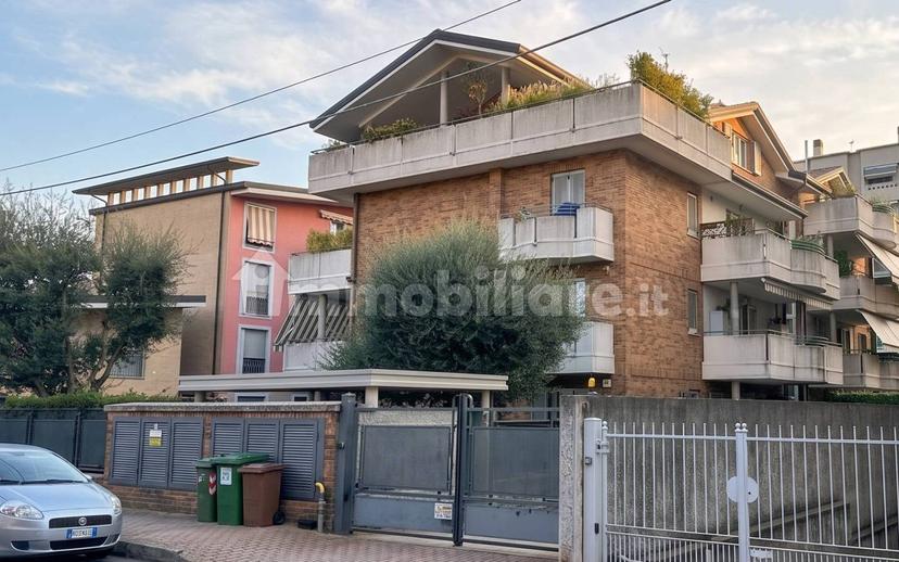 Trilocale via Venezia 34, Varedo — foto 6 di 10