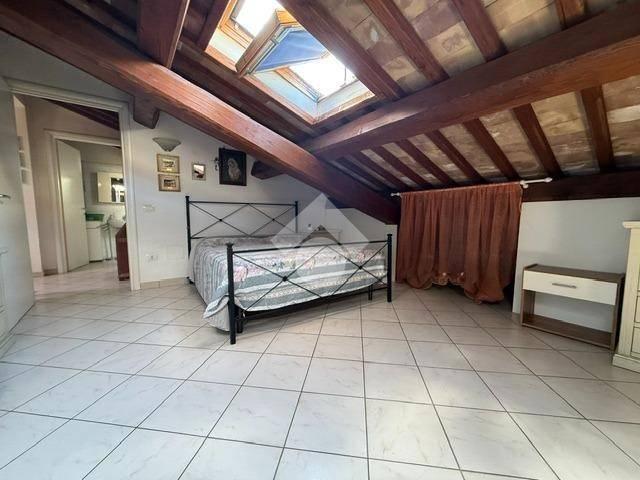 Mansarda via Cannelle 1, Centro, Montefiascone — foto 2 di 18