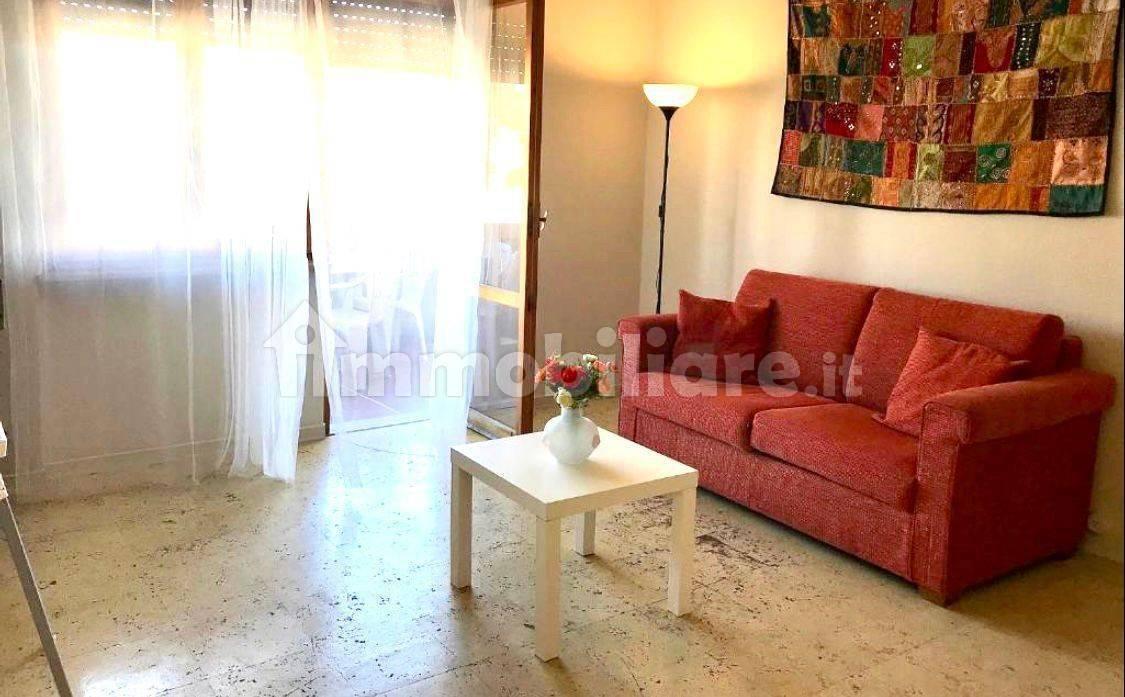 Quadrilocale via Francesco Grue 3, Villa Rosa, Martinsicuro
