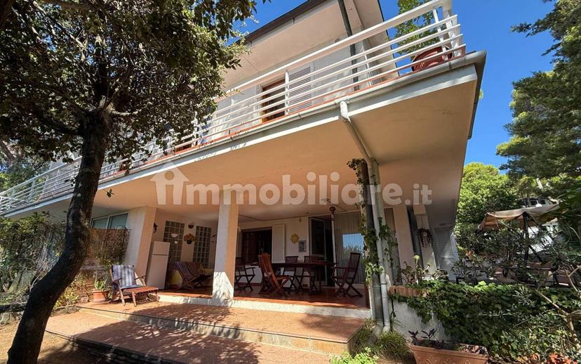 Villa unifamiliare via dei Ginepri, Quercianella, Livorno — foto 27 di 36