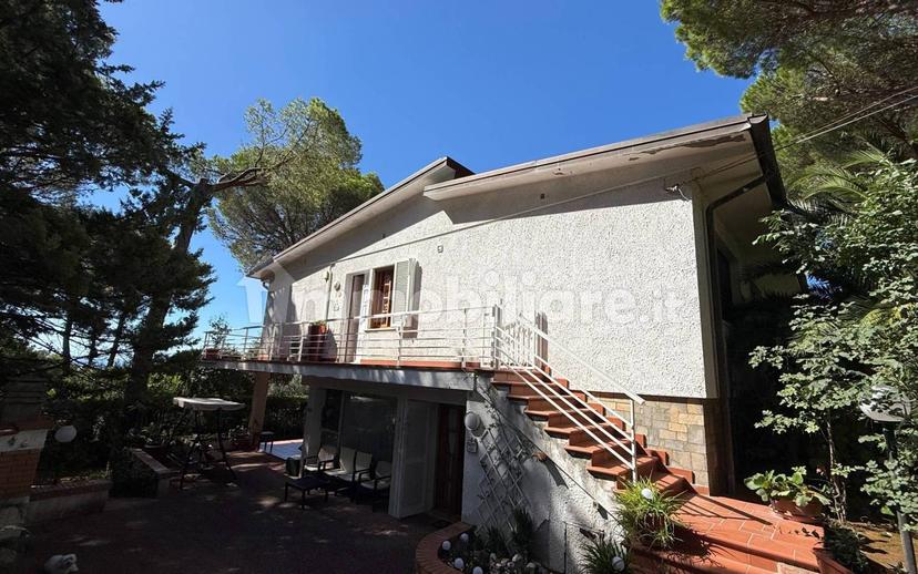 Villa unifamiliare via dei Ginepri, Quercianella, Livorno — foto 29 di 36