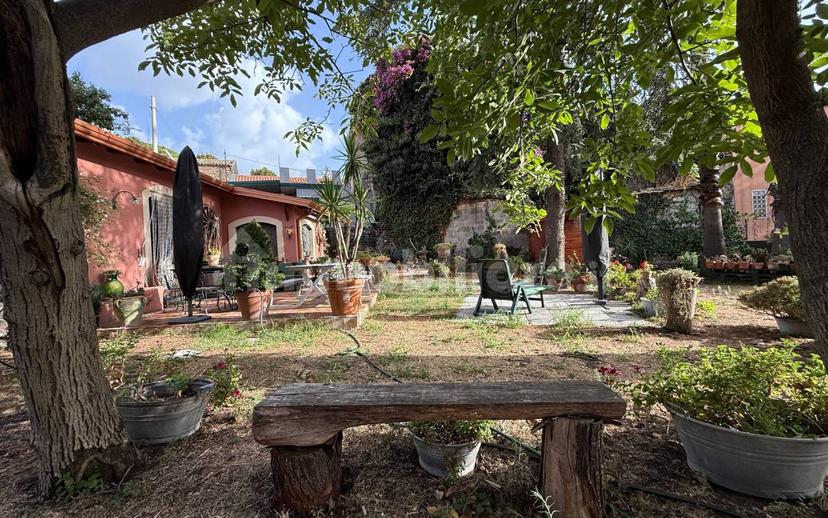 Rustico via Proietti 16, Trecastagni — foto 34 di 35