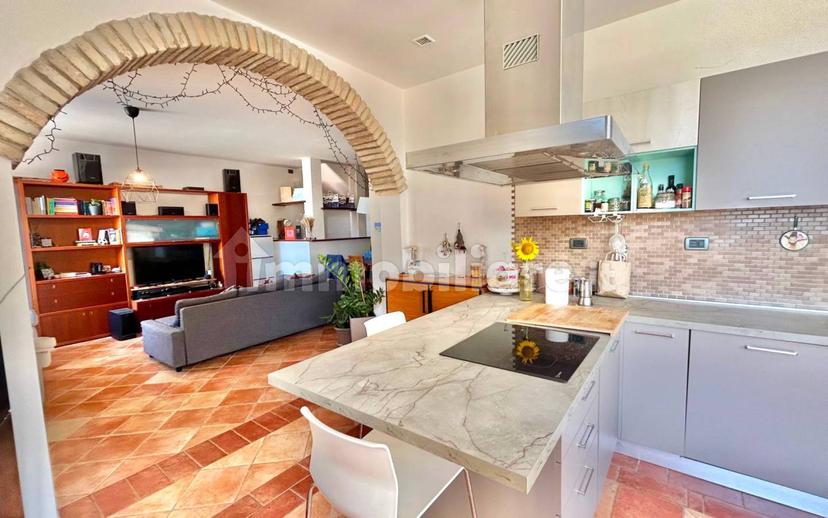 Villa plurifamiliare Strada Intercomunale San Silvestro 162, Borgo Passera, Sant'Angelo, Bettolelle, Senigallia