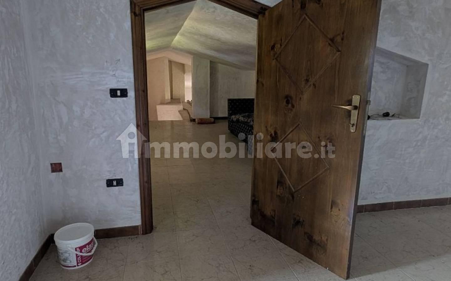 Villa unifamiliare Strada Provinciale Colledimezzo-Borrello, Borrello