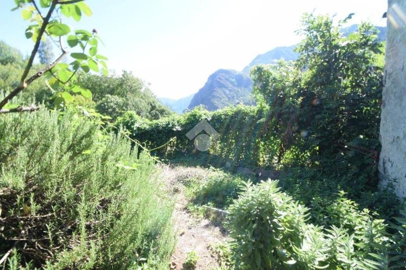 Rustico Località Perral, Montjovet — foto 4 di 17