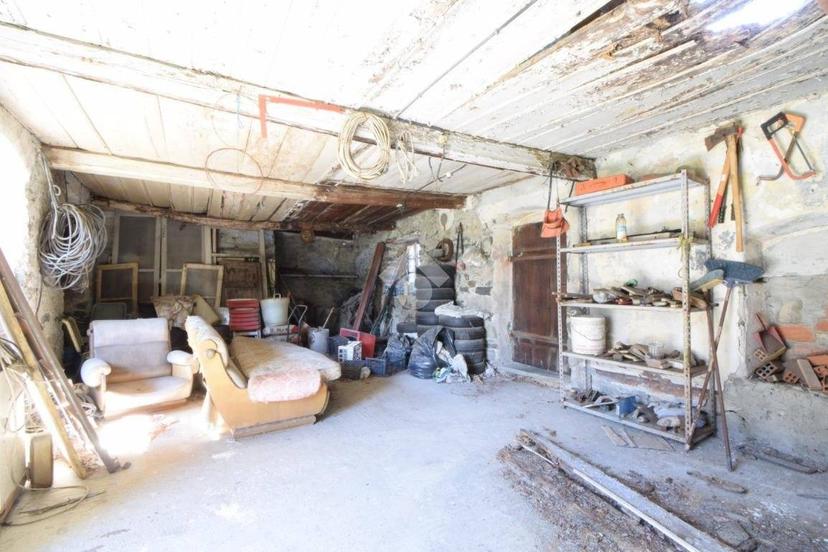 Rustico Località Perral, Montjovet — foto 9 di 17