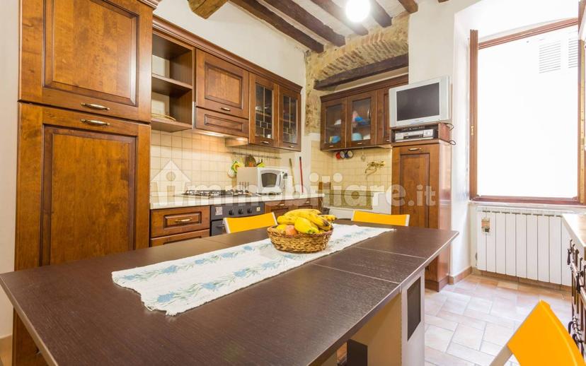 Bilocale ottimo stato, primo piano, Centro, Spello — foto 12 di 21