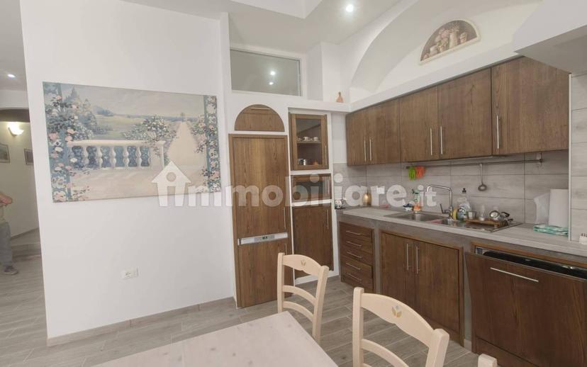 Trilocale Costa Masciarelli 41, Villa Comunale, L'Aquila — foto 13 di 22