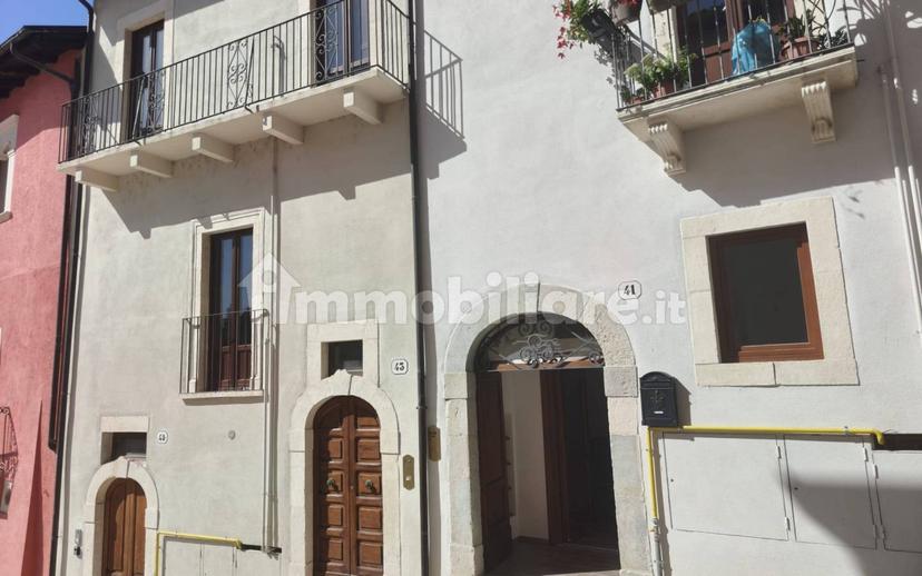 Trilocale Costa Masciarelli 41, Villa Comunale, L'Aquila — foto 9 di 22