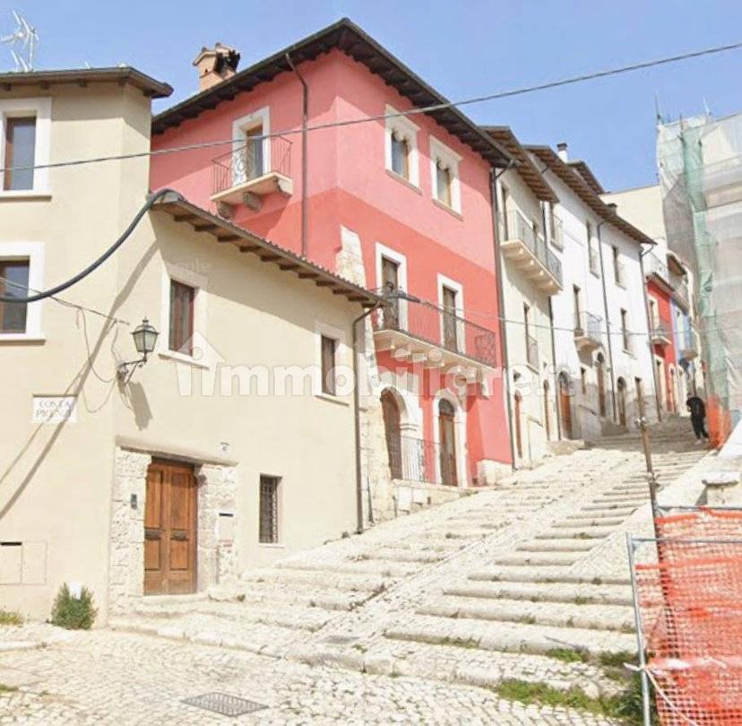 Trilocale Costa Masciarelli 41, Villa Comunale, L'Aquila — foto 20 di 22