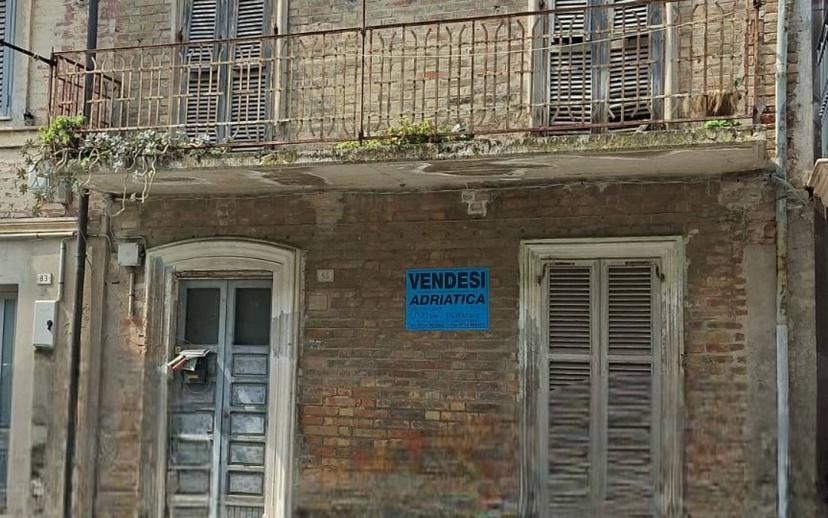 Terratetto unifamiliare via Annibal Caro, Centro, Porto Sant'Elpidio