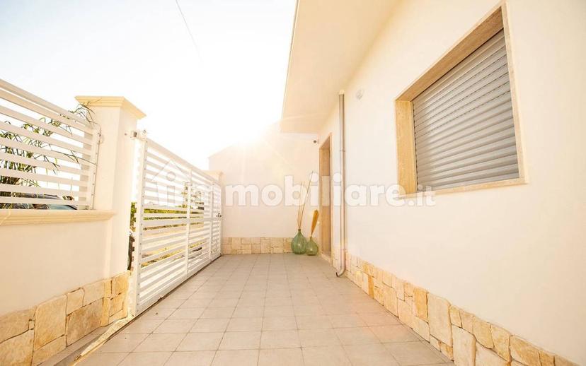 Villa unifamiliare via Vomano 34, Porto Cesareo