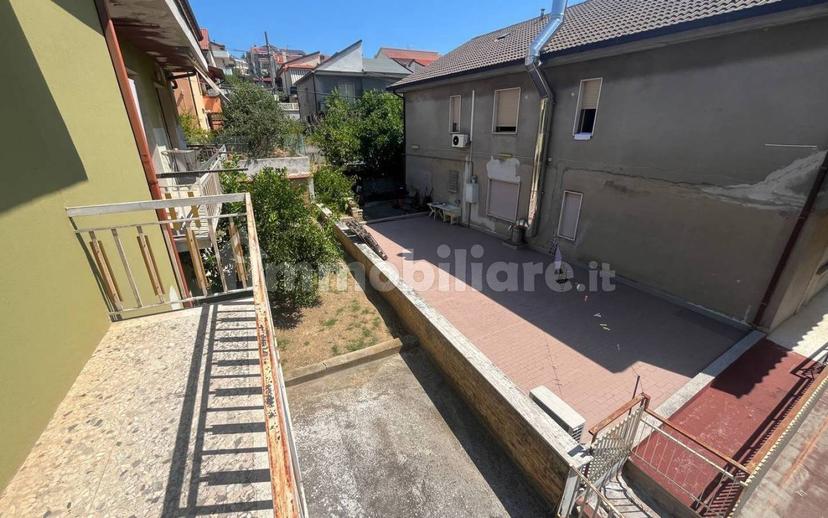 Terratetto unifamiliare via Cervone, Colle del Telegrafo - Colle Scorrano, Pescara — foto 14 di 31