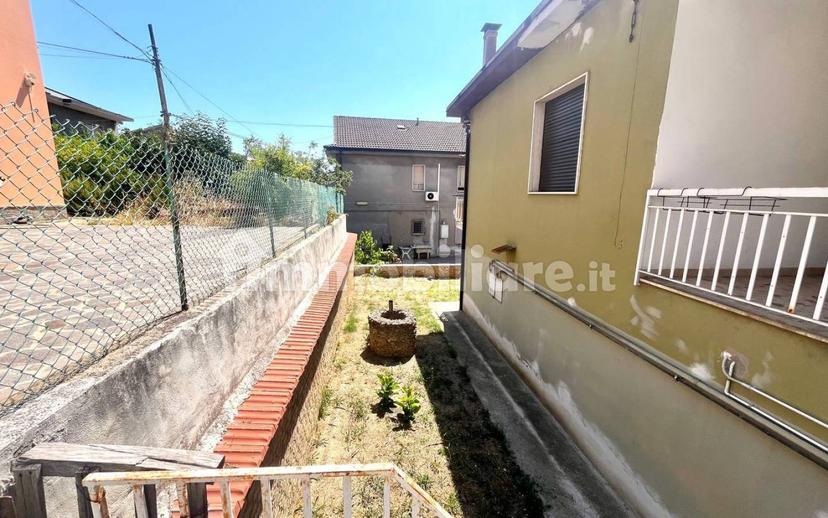 Terratetto unifamiliare via Cervone, Colle del Telegrafo - Colle Scorrano, Pescara — foto 18 di 31