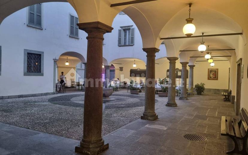 Appartamento via Lungo Adda V Alpini, Centro, Tirano — foto 3 di 4