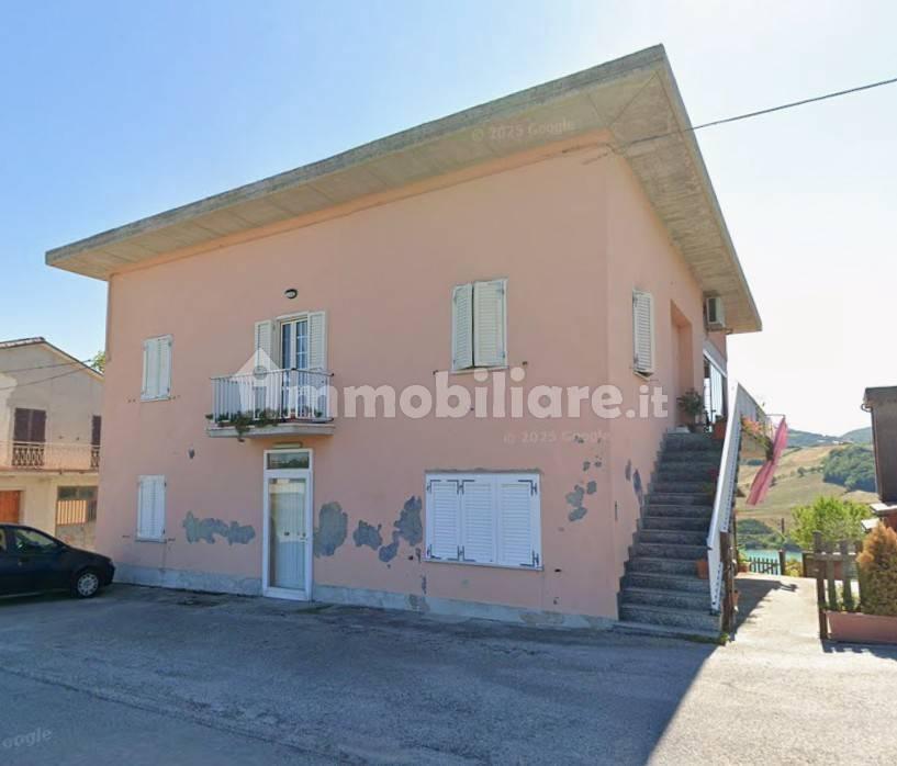 Appartamento frazione Moscosi 11, Cingoli