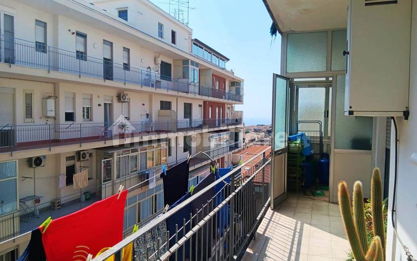 Quadrilocale corso Italia, San Cosmo, Corso Italia, Piazza Dante, Acireale