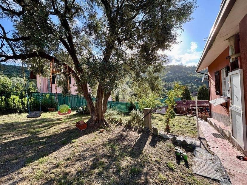 Villa unifamiliare via Bachelet 12, Sant'Olcese — foto 16 di 44