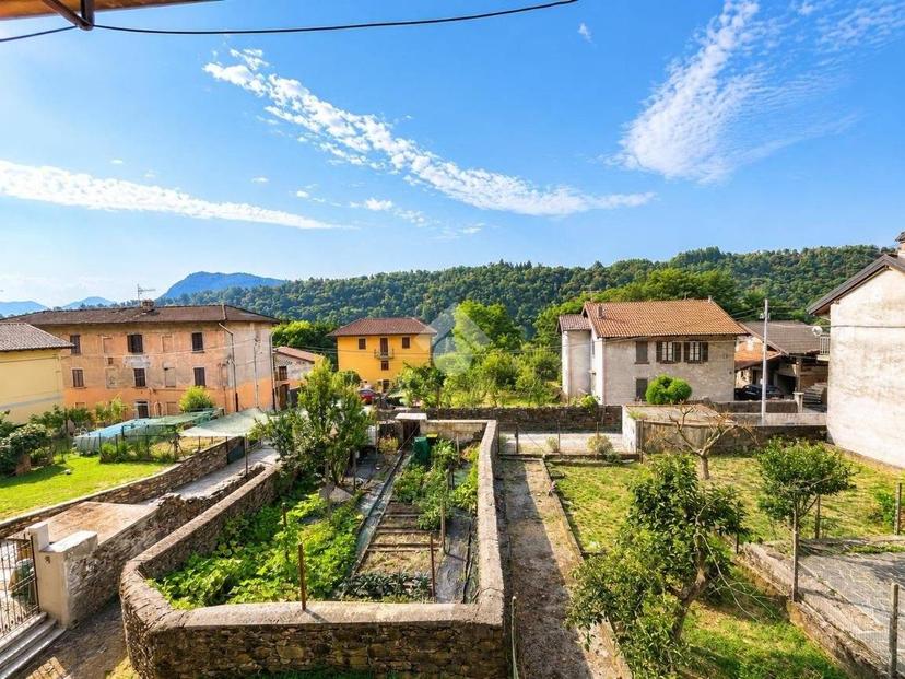 Terratetto unifamiliare via alla Fontana 3, Centro, Cossogno — foto 4 di 17