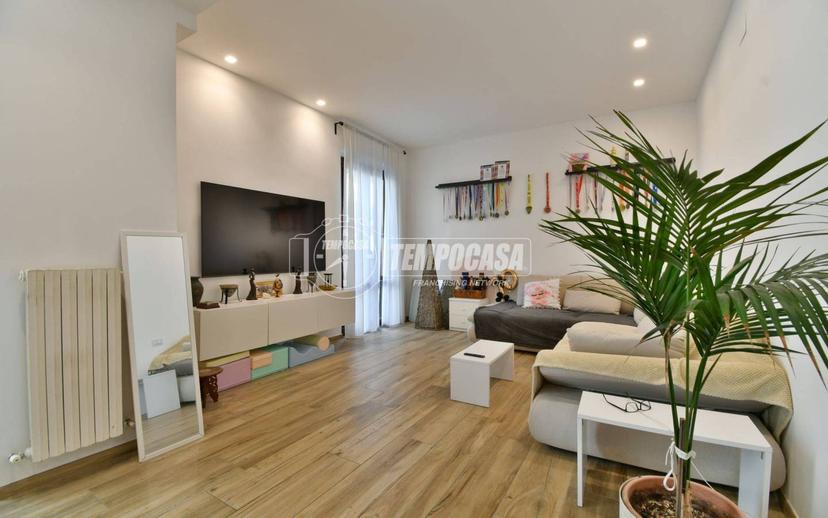 Trilocale ottimo stato, piano terra, Centro, Porto Sant'Elpidio — foto 2 di 12