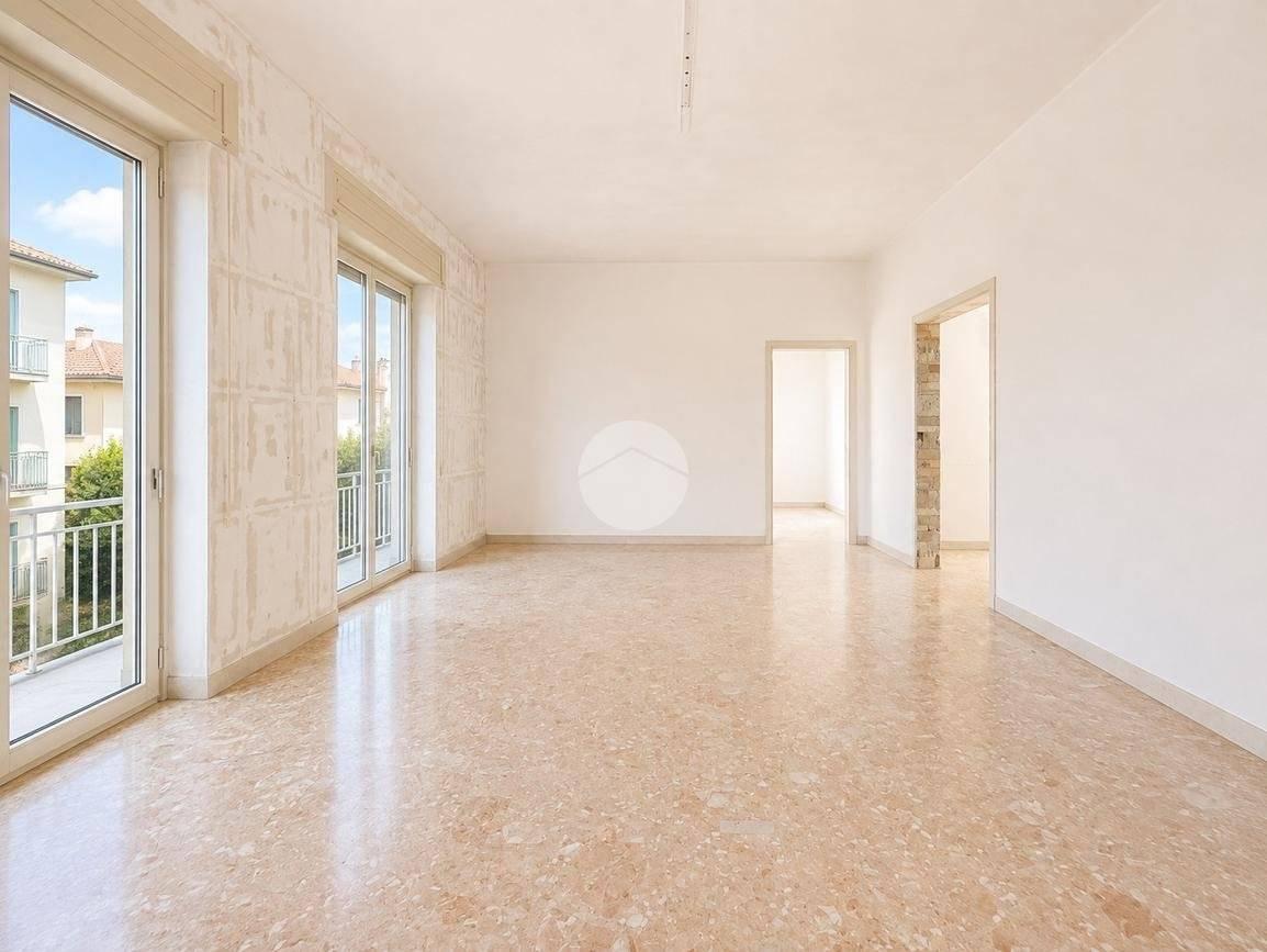 Trilocale via Molise 8, Centro, Roseto degli Abruzzi
