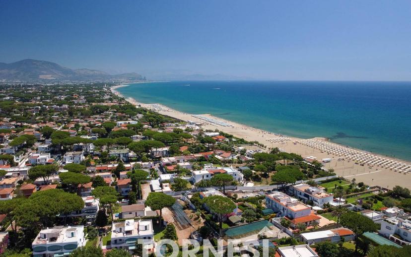 Villa plurifamiliare via San Felice Circeo, Litoranea Terracina - San Felice, Terracina
