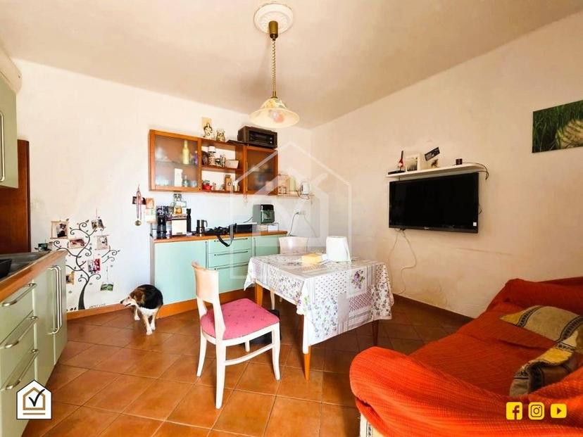 Bilocale buono stato, terzo piano, Trani — foto 3 di 8