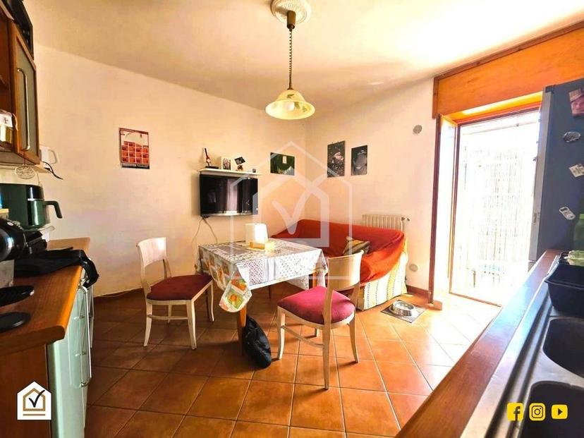 Bilocale buono stato, terzo piano, Trani — foto 2 di 8