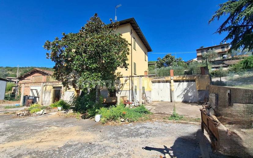Casa colonica via Antonio Gramsci-Castiglione, Castiglione Della Valle, Marsciano — foto 11 di 33