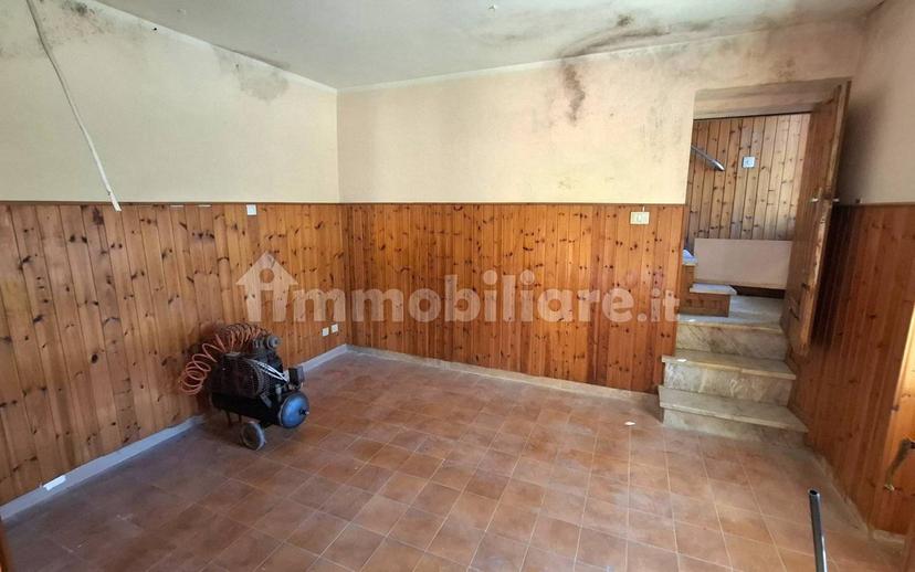Casa colonica via Antonio Gramsci-Castiglione, Castiglione Della Valle, Marsciano — foto 10 di 33
