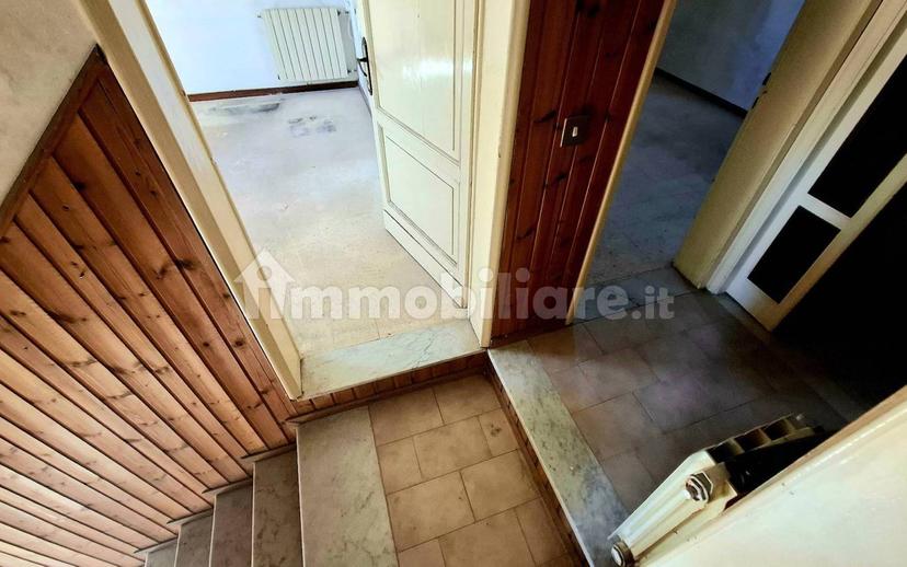 Casa colonica via Antonio Gramsci-Castiglione, Castiglione Della Valle, Marsciano — foto 12 di 33