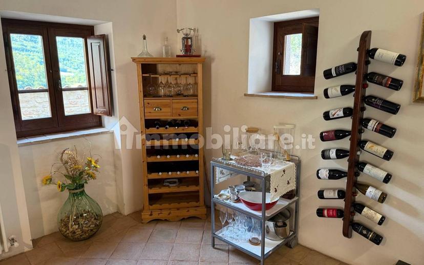 Terratetto unifamiliare 160 m², ottimo stato, Centro, Scheggino — foto 12 di 39