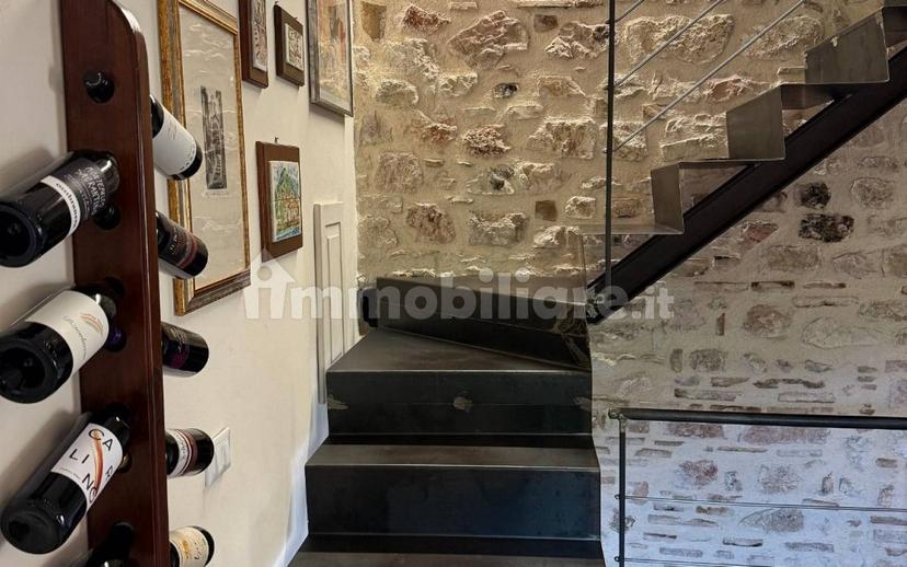 Terratetto unifamiliare 160 m², ottimo stato, Centro, Scheggino — foto 10 di 39