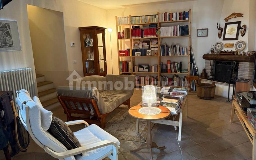 Terratetto unifamiliare 160 m², ottimo stato, Centro, Scheggino — foto 16 di 39