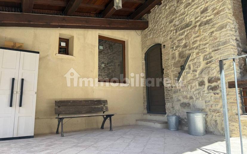 Terratetto unifamiliare 160 m², ottimo stato, Centro, Scheggino — foto 24 di 39