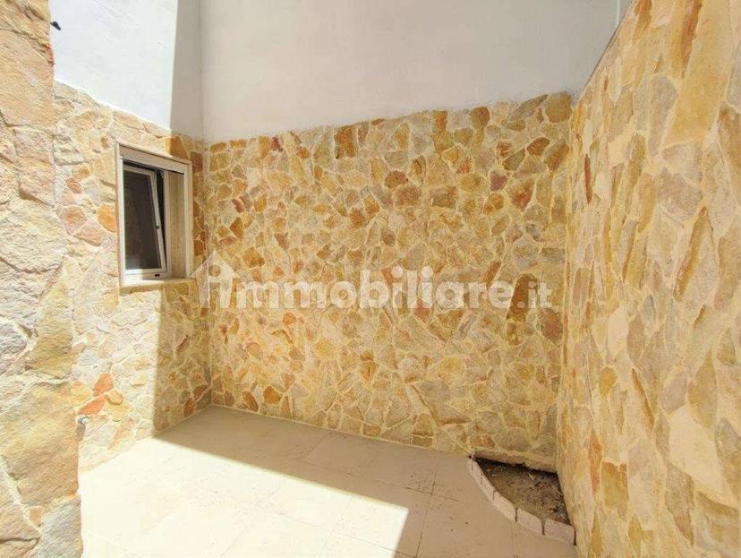 Bilocale via Bettolo, 13, Centro Storico, Brindisi — foto 2 di 8