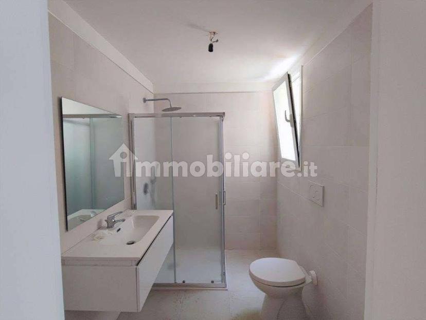Bilocale via Bettolo, 13, Centro Storico, Brindisi — foto 6 di 8