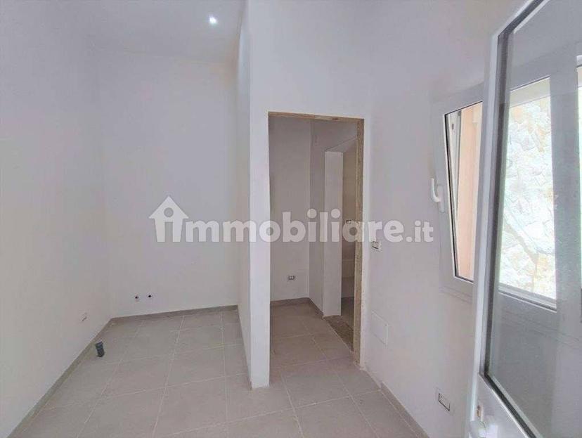 Bilocale via Bettolo, 13, Centro Storico, Brindisi — foto 5 di 8