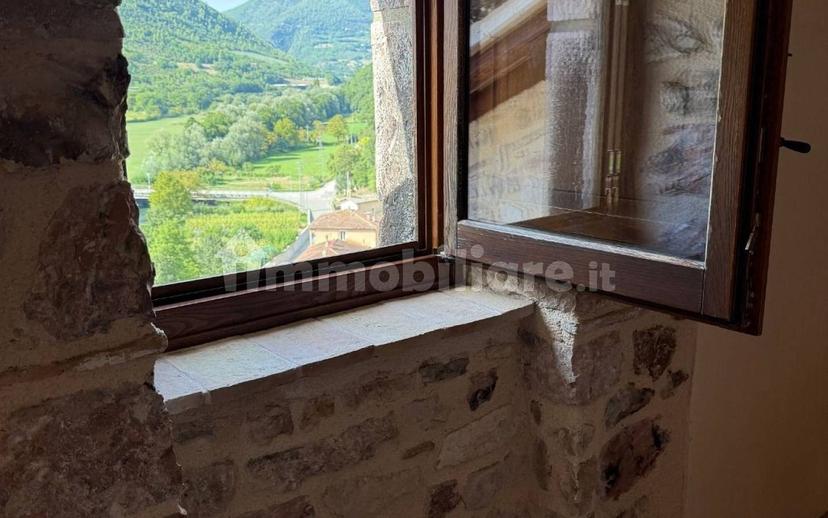 Terratetto unifamiliare 160 m², ottimo stato, Centro, Scheggino — foto 3 di 39