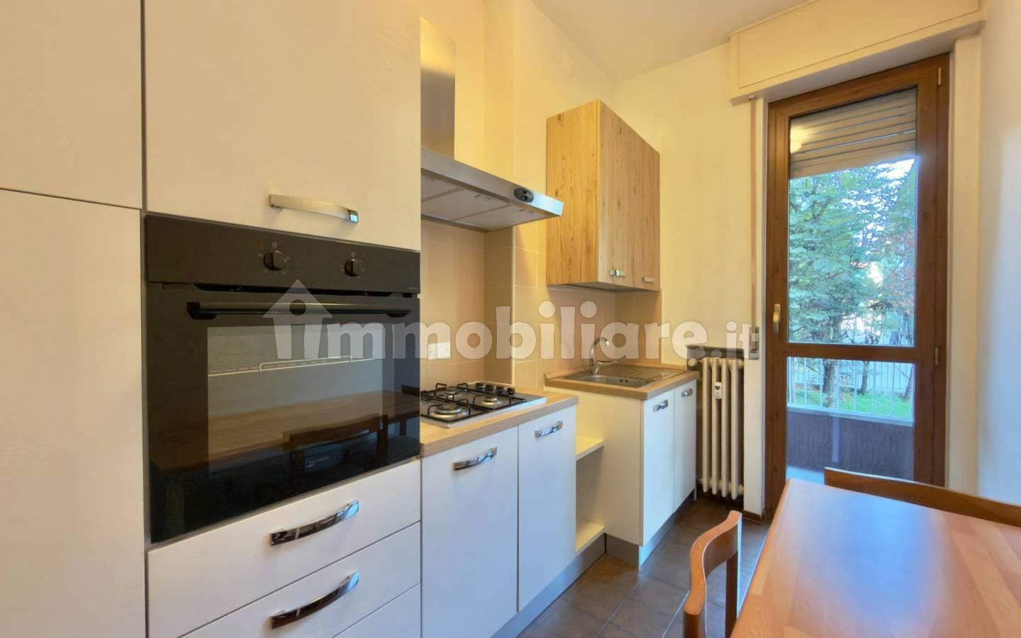 Bilocale via Felice Cavallotti 145, Triante, Monza