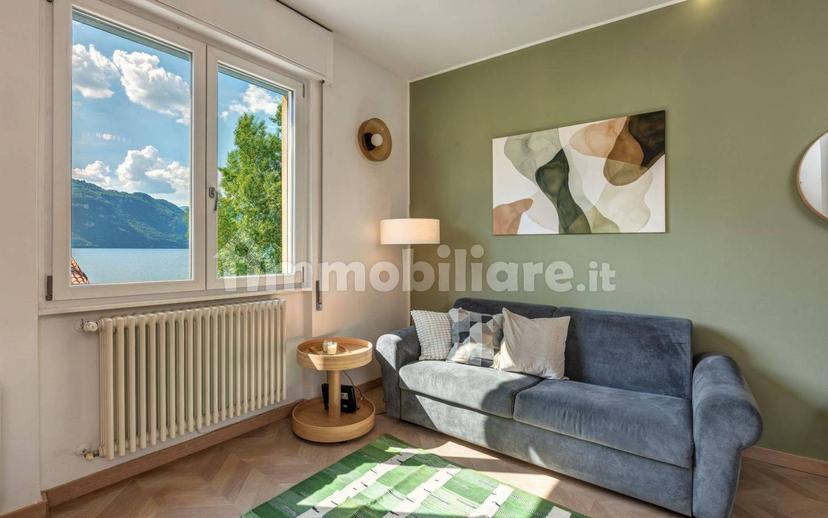 Trilocale via Statale 146, Centro, Mandello del Lario — foto 14 di 19